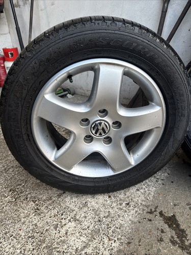 Alloy wheels - alloy,